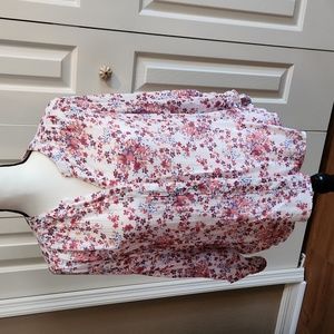 Zac & Rachel,  Excellent condition,  Women's Top,  Pink floral, Size PL